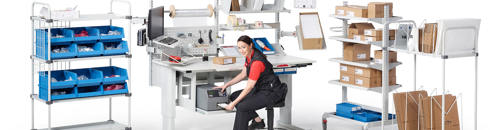 Sovella Nederland Treston trolleys nabij de inpaktafel