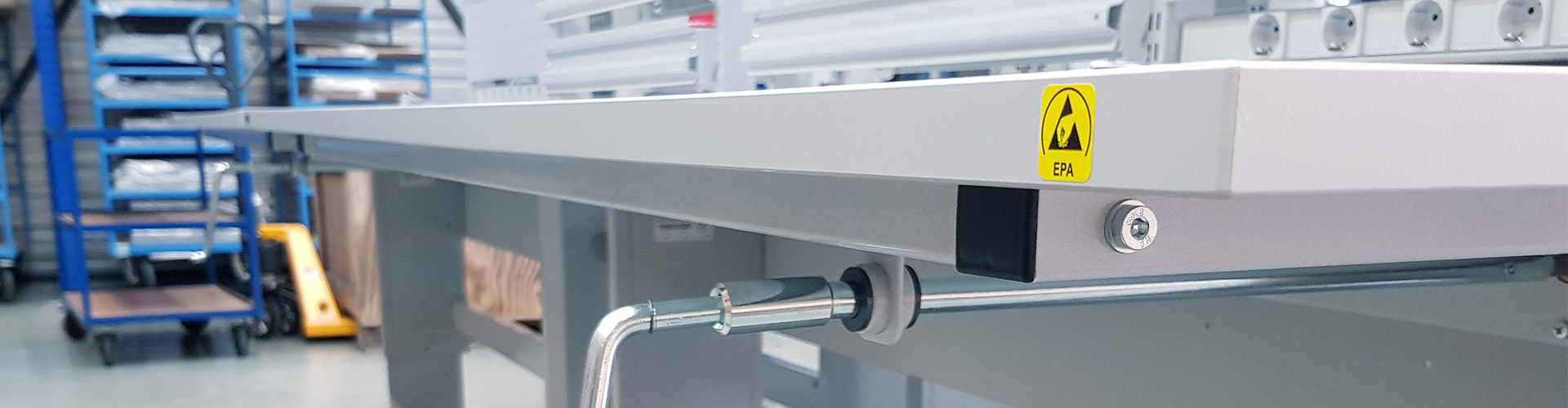 Sovella Nederland Treston header concept werktafel met zwengel verstelling en ESD-veilig